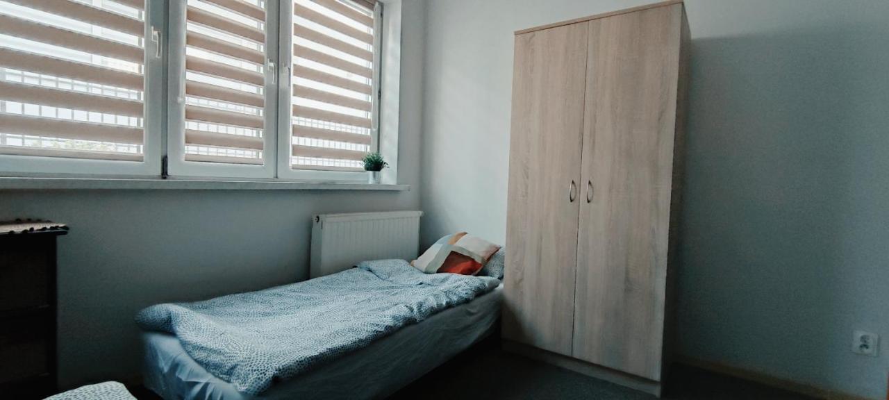 Tanie Spanie Przy Malcie - Zameldowanie Bezobslugowe - Poznan Bagian luar foto