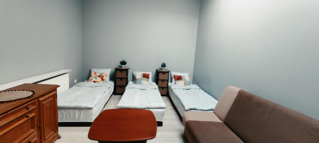 Tanie Spanie Przy Malcie - Zameldowanie Bezobslugowe - Poznan Bagian luar foto